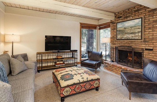 Aspen House | Chateau Eau Claire Unit 20