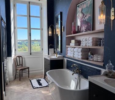 Arette Bed & Breakfast | Chateau Forest