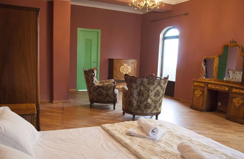 Nork-Marash Hotel | Chateau Gabriel