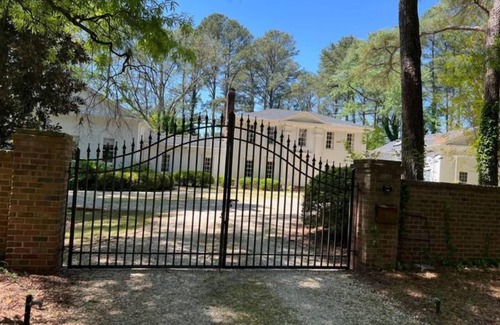 Goldsboro House | Chateau Home