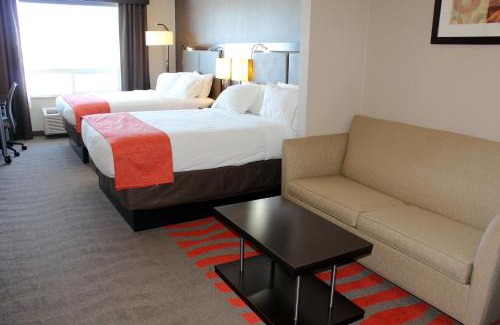 Bonnyville Hotel | Chateau Inn & Suites Bonnyville