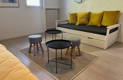 Villematier House | Chateau la Loge