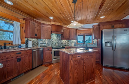 Laurel Lakes House | Chateau Laurel in Lake Lure: Private 5,000 Sq Ft Cabin in Blue Ridge Mountains!