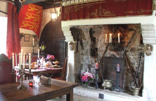 Brix House | Chateau Le Val