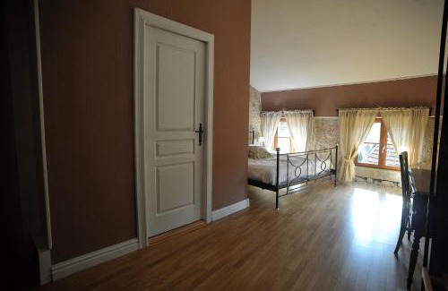 Melay Bed & Breakfast | Chateau Melay