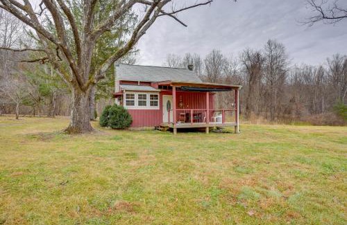 Hood House | Chateau Merlot - Private Appalachian Cottage