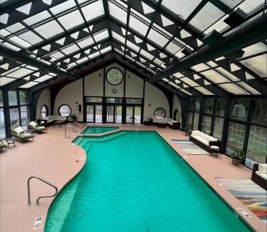 Tyngsboro Resort | Chateau Merrimack Hotel & Spa