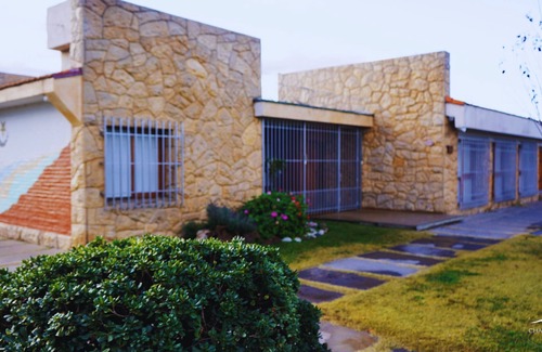 San Rafael House | Chateau Nur