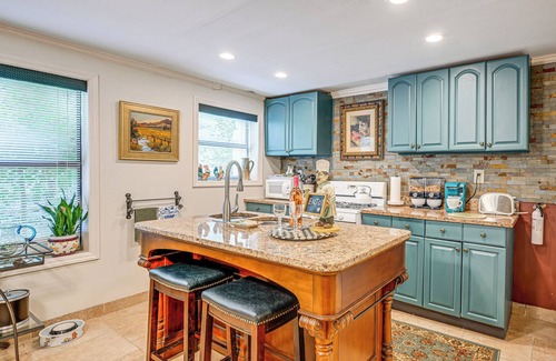 Hayesville Apartment | 'Chateau on Compass Creek' Quiet Hayesville Escape