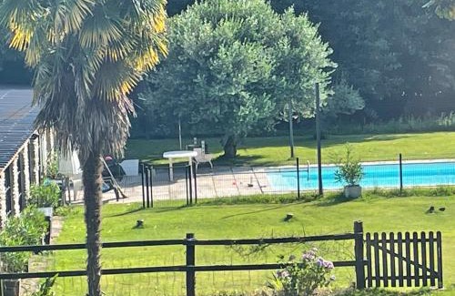 Assat House | Chateau pool house