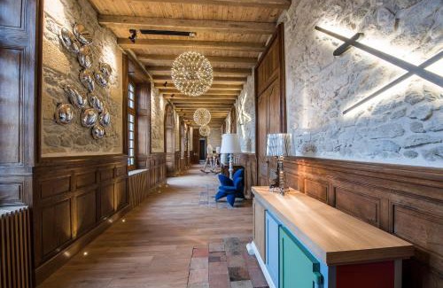 Saint-Martin-du-Bois Bed & Breakfast | Chateau Prieure Marquet