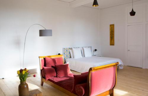 Pouillon Bed & Breakfast | Chateau Saint Martin B&B