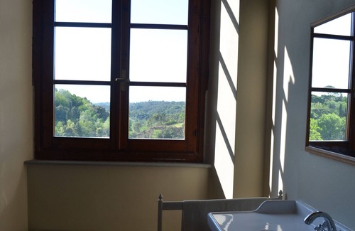 Toiano House | Chateaux in Tuscany - Historical Villa with Private Pool full of Tradition