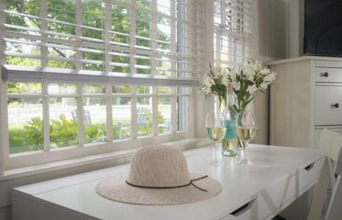 West Chatham Hotel | Chatham Seafarer Inn