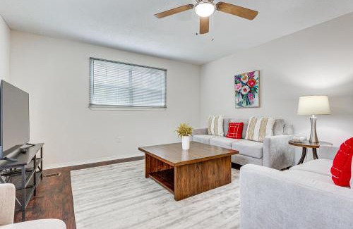 Chatom House | Chatom Retreat with Furnished Deck and Wooded Views!