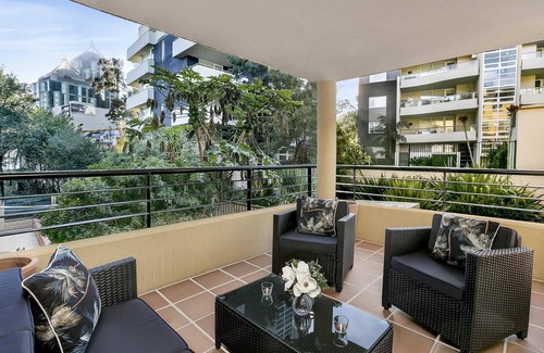 Chatswood Apartment | Chatswood- CHATS Eddy Road - Spacious 2BR Apartment Near Chatswood CBD, Shops Transport