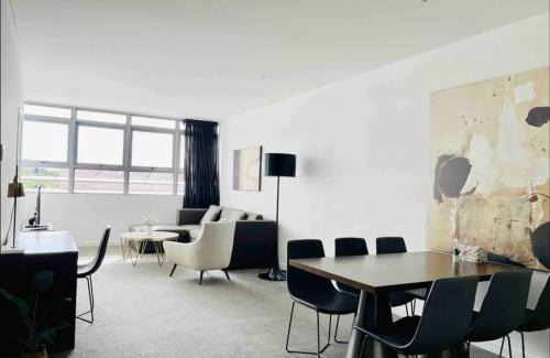 Chatswood CBD Apartment | Chatswood Exeutive Suites - 3beds2baths