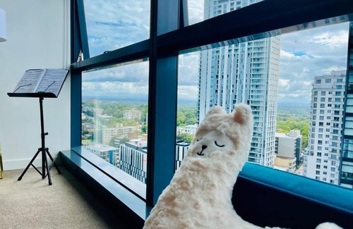 Chatswood Apartment | Chatswood One bedroom + Study (Parking, Gym, Pool)