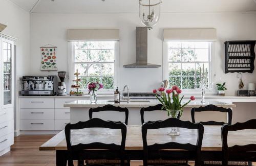 Longford Villa | Chatsworth Tasmania