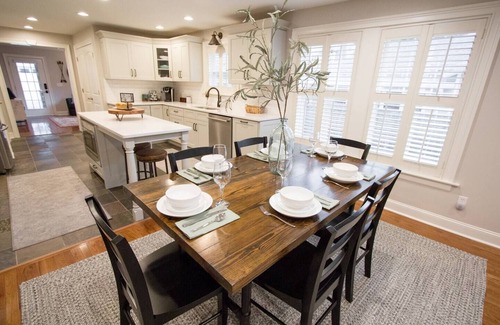 North Chattanooga House | Chattadventure Haven - Northshore Relax + Ride!