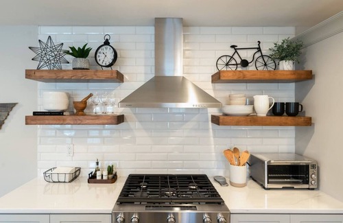 North Chattanooga House | Chattadventure Haven - Northshore Relax + Ride!
