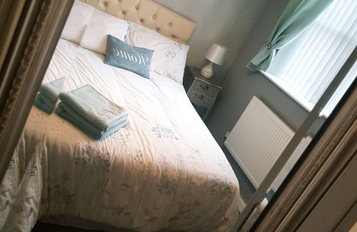 Giltbrook House | Chatterley House