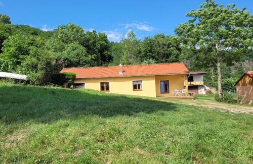 Bitov Resort | Chaty U Tesařů