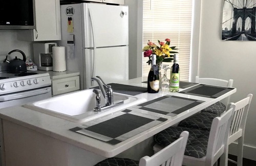 Chautauqua Apartment | Chautauqua Institution award winning guest house in center of programs venues.