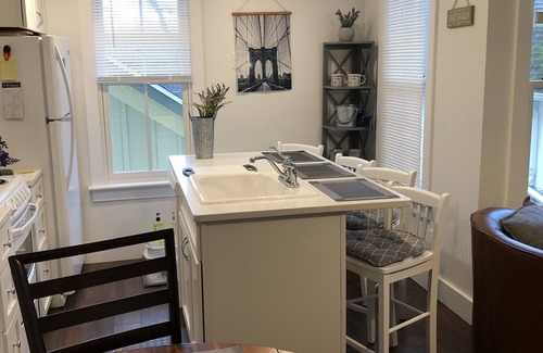 Chautauqua Apartment | Chautauqua Institution award winning guest house in center of programs venues.