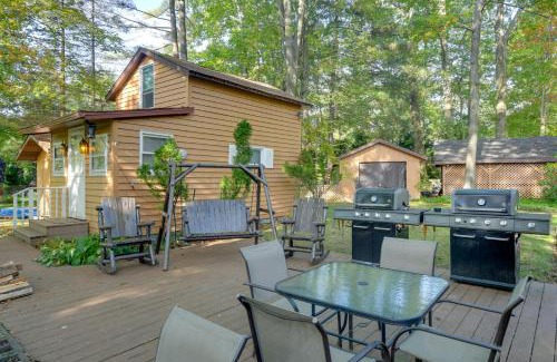 Mayville House | Chautauqua Lake Access Waterfront Cottage with Dock