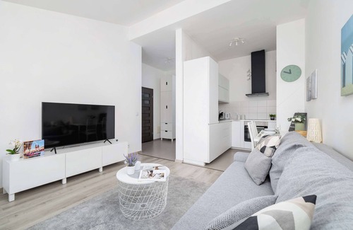 Pradnik Bialy Apartment | Chełmońskiego 142 | Comfortable Apartment | Garage