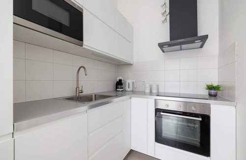 Pradnik Bialy Apartment | Chełmońskiego 142 | Comfortable Apartment | Garage