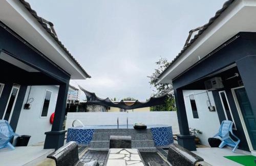 Kampung Siput House | Che Puan Homestay Baling - 2 unit house with kids pool