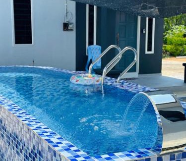 Kampung Siput House | Che Puan Homestay Baling - 2 unit house with kids pool