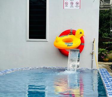 Kampung Siput House | Che Puan Homestay Baling - 2 unit house with kids pool