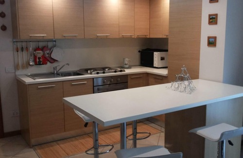Certosa Apartment | Cheap & Cozy studio flat