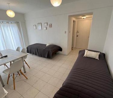 Mar del Plata Apartment | Check and Home - Tucuman II - 4 Huéspedes en Zona Centro con Terraza y Cochera