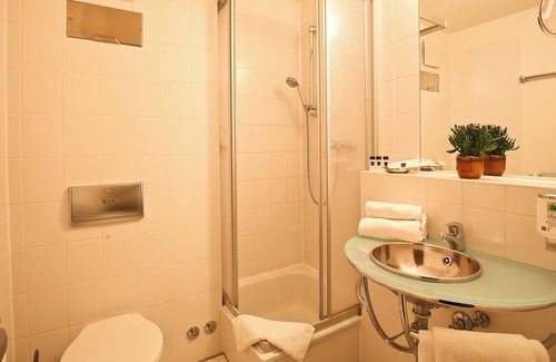 Merseburg Hotel | Check Inn Hotel
