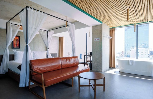 Phnom Penh City Centre Hotel | CHECK inn Phnom Penh Royal Palace