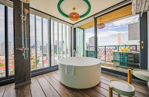 Phnom Penh City Centre Hotel | CHECK inn Phnom Penh Royal Palace
