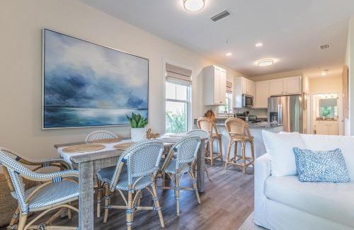 Santa Rosa Beach Villa | Cheeks On The Beach a Quick Walk To The Beach