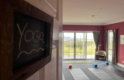 Kinglake Central House | Cheeky Fox Retreat, a venue for wellbeing retreats and group getaways