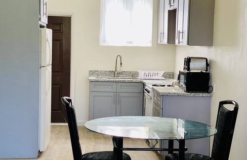 Nassau Apartment | Cheekz Loft