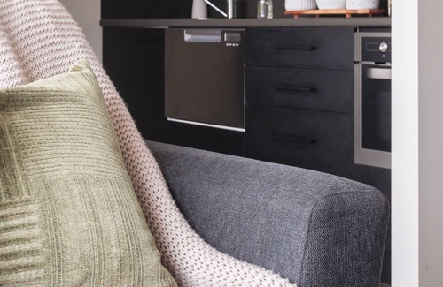 Hobart Central Business District House | Cheerful 1BR Townhouse, short walk to Hobart CBD