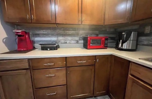 Village Seven House | Cheerful 2-bedroom home with free parking