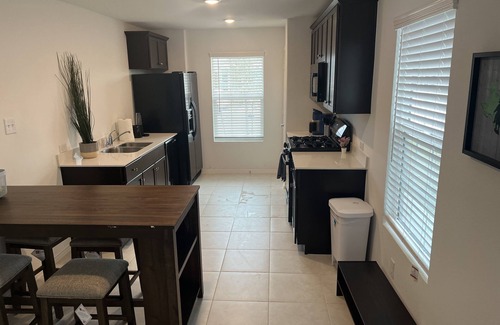 McKinney House | Cheerful 2 bedroom house with Community Lazy River