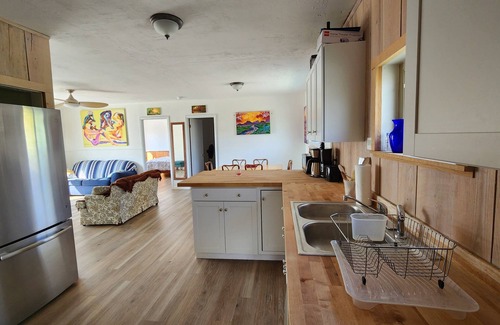 Burdett Apartment | Cheerful 2 Bedroom lake view flat on the Seneca wine trail