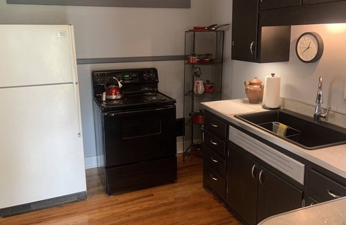 Historic Edgefield House | Cheerful 2-BR Bungalow in East Nashville
