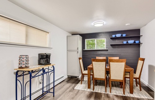 East Old Golden Rd House | Cheerful 3 Bedroom Basement Apartment in Golden