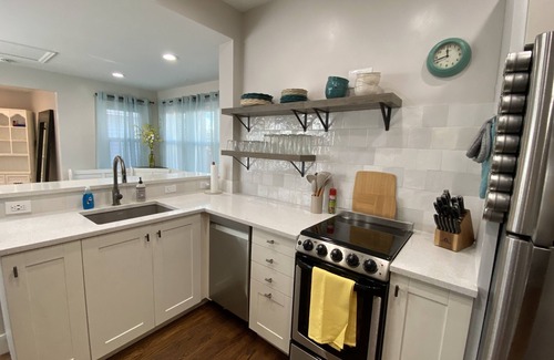 Littleton House | Cheerful 3 Bedroom Littleton Residential Home